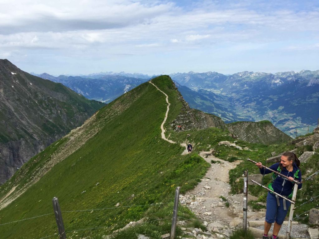 alpes suizos - bajando del niesen a frutigen